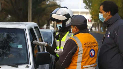 Revisa la restricción vehicular para esta semana en Santiago.
