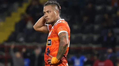 Javier Parraguez sufrió un desgarro y complicó a Cobreloa. 
