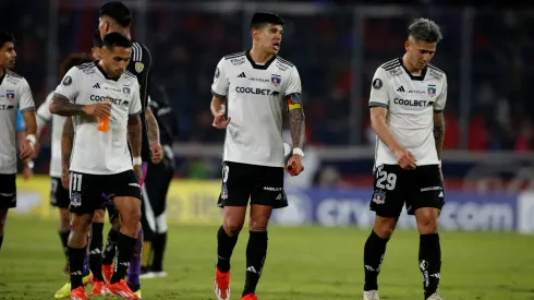 Colo Colo podría recibir castigo de Conmebol tras decisión de las autoridades.
