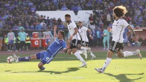 Luciano Pons tuvo la gran chance de la U en el Superclásico.
