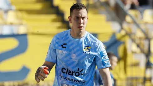 Nacho González, figura y crack de Everton contra la UC.
