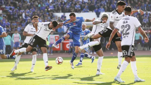 Guarello asegura que vecinos de un jugador de Colo Colo están aburridos.
