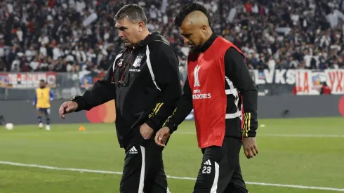 La lesión de Arturo Vidal deja un gran dolor de cabeza en Colo Colo.
