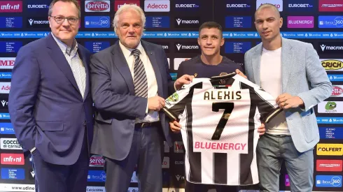 Alexis Sánchez con la camiseta de Udinese. 
