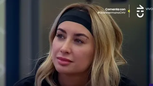 Jugadora de Gran Hermano se lanzó con todo contra la animadora. 
