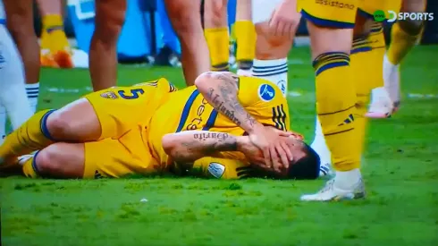 Empujón maletero de Cruzeiro y Gary Medel saltó lejos al suelo.
