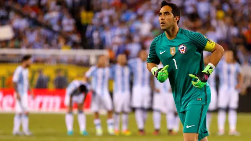 Claudio Bravo, clave para ganar las finales de Copa América a Messi y Argentina.
