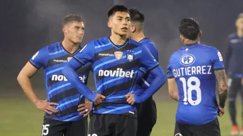 Olé reacciona a la doble programación de Huachipato... el mismo día.
