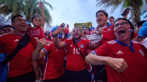 Campaña intenta concientizar a los hinchas de la Roja.
