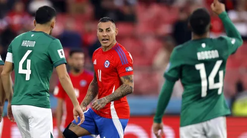 Eduardo Vargas jugó otro horrendo partido por Chile.
