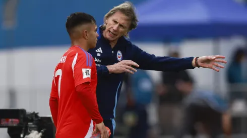 Ricardo Gareca es criticado por el bajo nivel de la Roja.
