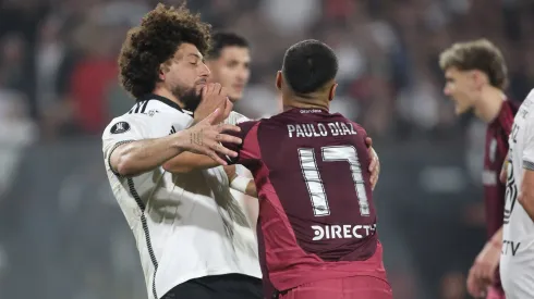 El momento en que Paulo Díaz firmó su expulsión ante Colo Colo por Copa Libertadores.
