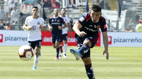 Hinchas de Colo Colo piden a ex Universidad de Chile.
