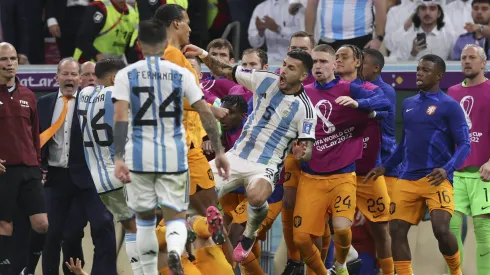 Leandro Paredes recordó polémica jugada en el Mundial
