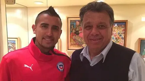 Figueroa y Vidal, dos de los mejores jugadores de la historia del fútbol chileno
