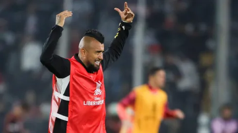 Arturo Vidal estará desde el inicio ante River Plate.
