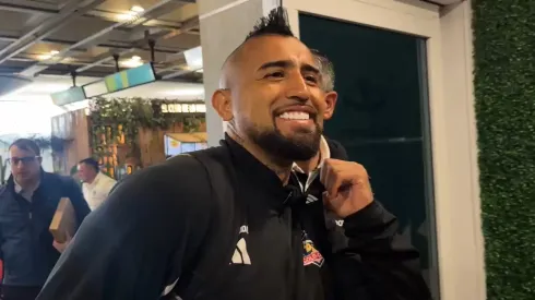 Arturo Vidal no quiso "tirar una bomba" sobre la U y el arbitraje

