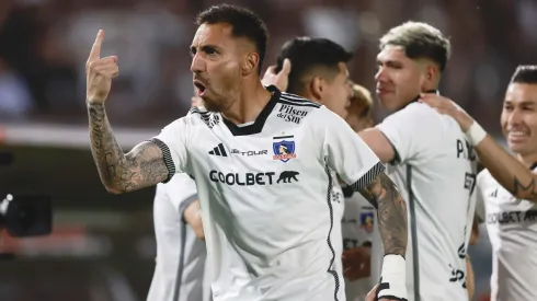 Javier Correa marcó el primer tanto de Colo Colo ante Cobresal.
