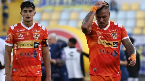 Cobreloa corre peligro en Primera. 
