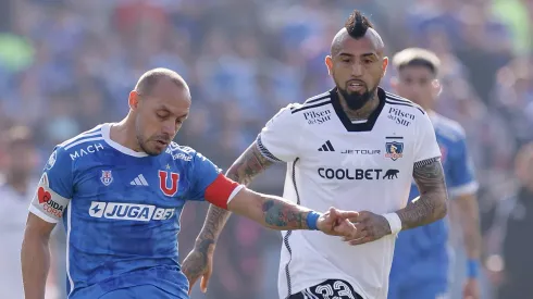 Universidad de Chile vs Colo Colo.
