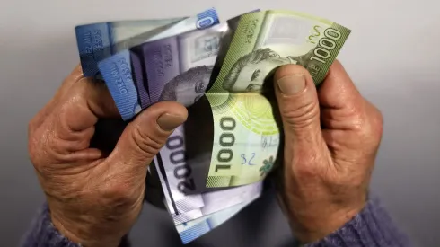 Descubre qué beneficiarios de la PGU no reciben el monto total.
