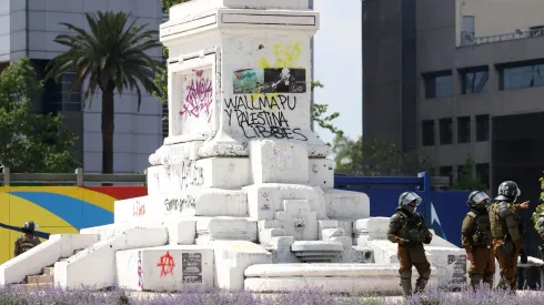 Santiago, 18 de octubre de 2023<br />
Seguridad durante la Conmemoracion del 18O del 2019 en Plaza Baquedano.
