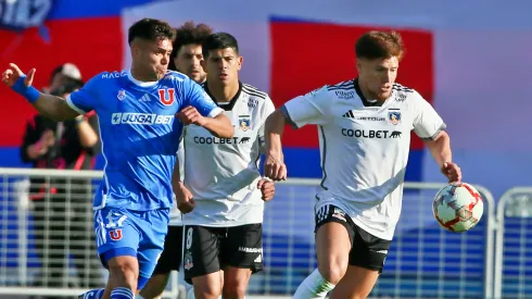 La U quiere bajar a Colo Colo vía escritorio. 
