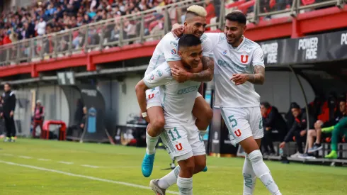 La U enfrenta a Ñublense en Chillán.
