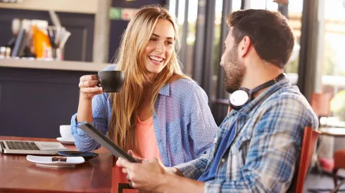 Revisa a qué edad los hombres y mujeres son "más" atractivos.
