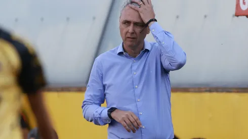 Tiago Nunes tiene varias determinaciones importantes que tomar en torno a la confección del plantel cruzado. 
