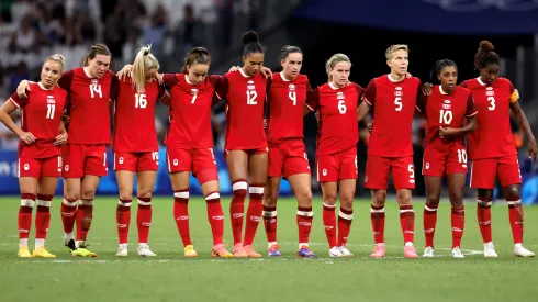 La selección femenina de Canadá en graves problemas.
