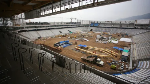 Estadio San Carlos de Apoquindo siendo remodelado.
