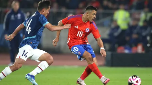 Alexis podría llegar a la fecha de Eliminatorias en marzo
