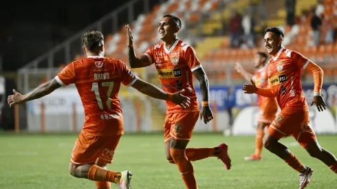 Se mueve la Primera B.
