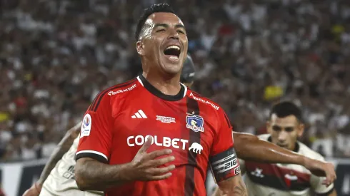 Paredes vuelve a jugar por Colo Colo y se ríe...
