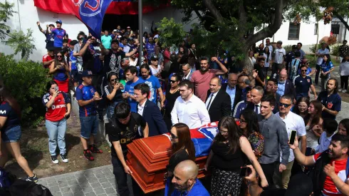 Los hinchas acompañaron el último viaje de René Orozco.
