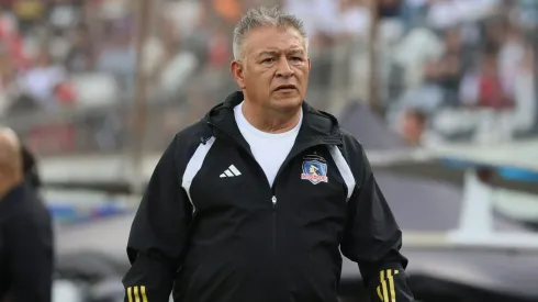 Claudio Borghi advirtió a Carlos Palacios sobre el fútbol argentino.
