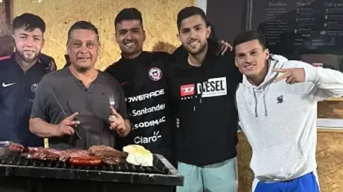 Lucas Cepeda pasa sus días compartiendo con varios jugadores que conoció en el Decano. 
