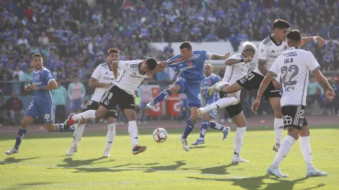 La U sigue buscando quitarle el título a Colo Colo.
