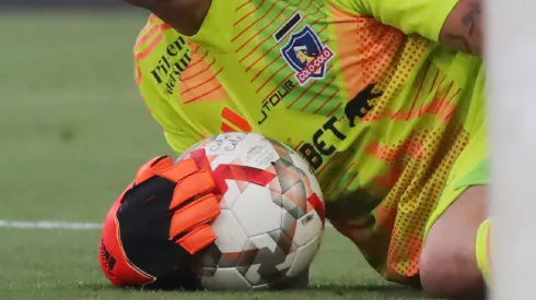 Tras conocer la postura de Claudio Bravo, Colo Colo aceleró con su otra carta en el arco.

