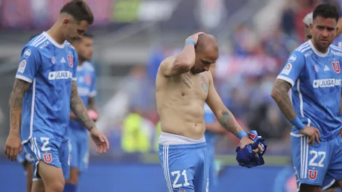 Universidad de Chile sufre un nuevo terremoto con el tema de Michael Clark.
