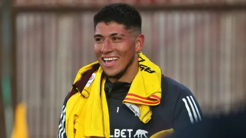 Cortés seguirá atajando en Colo Colo tras una notable voltereta.
