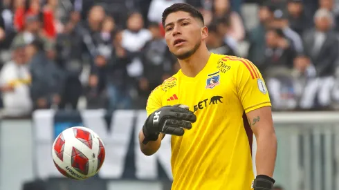 Brayan Cortés volvió "contra su voluntad" a Colo Colo de cara al 2025.
