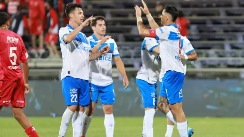Los cruzados van por su segundo triunfo en la Serie Río de La Plata.
