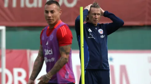 Eduardo Vargas y Ricardo Gareca, una relación muy cercana.
