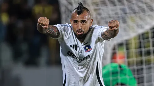 Vidal tiene nuevo protegido y promesa de crack en Colo Colo.
