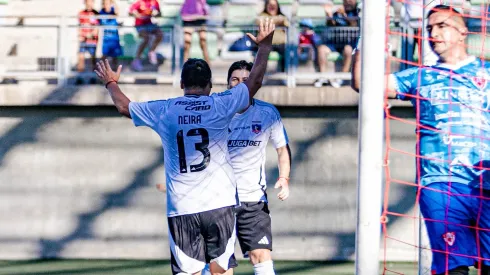 Colo Colo sufrió un atentado contra su bus.
