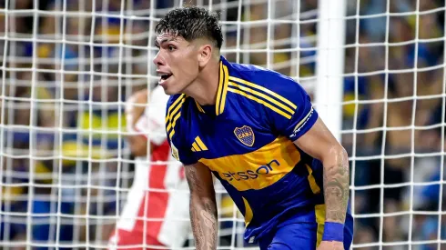 Asado en Boca tras el primer gol de Carlos Palacios.

