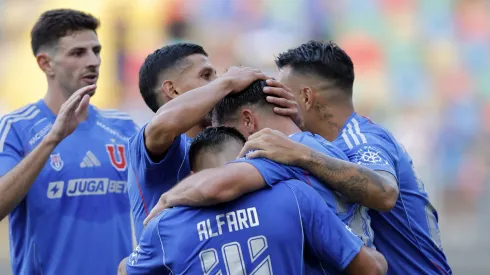 La U celebra su segundo tanto.
