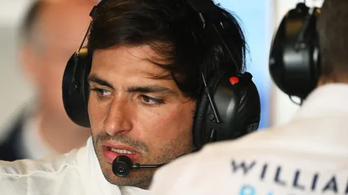 Carlos Sainz durante los tests de Fórmula 1 en Abu Dhabi.
